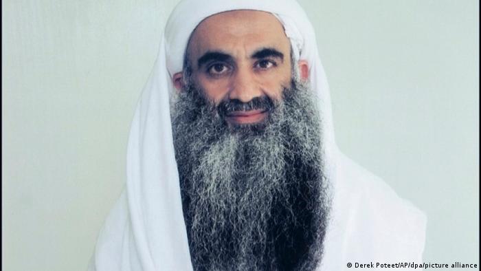 Halid Šeik Mohamed, Pakistanac rođen 1964. smatra se glavnim okrivljenim za terorističke napade 11. septembra 2001. Slika iz 2017, voini zatvor SAD na Kubi u zalivu Gvantanamo. Uhapšen je 2003. a suđenje bi trebalo da se održi ove 2021. godine.