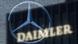 Мерседесовская звезда на фоне надписи Daimler на штаб-квартире концерна Мерседесовская звезда на фоне надписи Daimler на штаб-квартире концерна