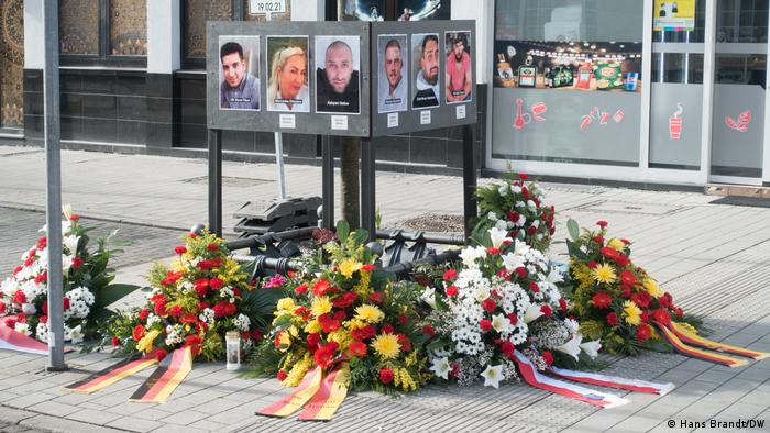 Hanau'daki ırkçı saldırının birinci yıl dönümünde kurbanlar anıldı
