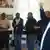 Teilnehmer an einem Seminar der südafrikanischen Nichrregierungsorganisation SONKE. Sie singen zur Einstimmung auf ihren Lehrgang ein Lied. (Foto: Christoph Marx)
