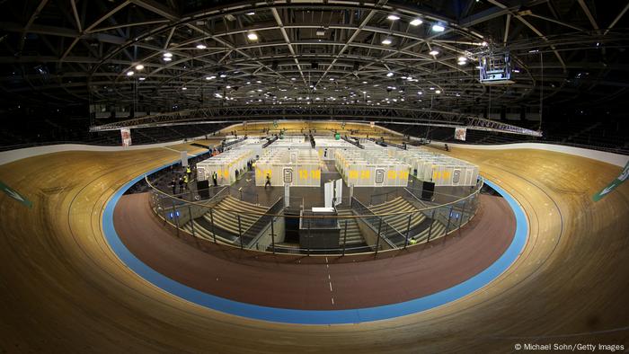 Berlin Velodrom Impfzentrum Berlin Velodrom Impfzentrum