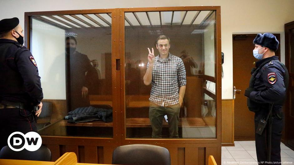 Russia: Alexei Navalny's sentence upheld by Moscow court | DW | 20.02.2021