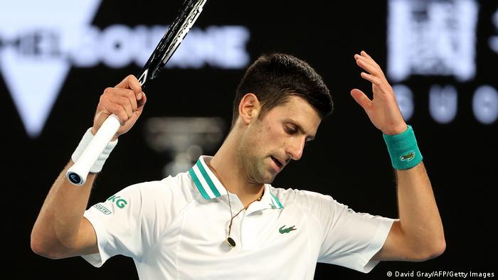 Novak Djokovic denied entry to Australia, requests injunction | News | DW |  06.01.2022