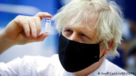 Περισσότερα τα οφέλη του AstraZeneca από τους κινδύνους