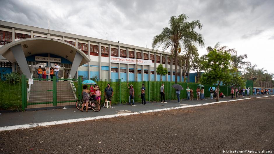 Serrana die geimpfte Stadt in Brasilien DW 24.02.2021