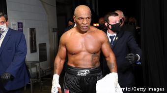 USA Mike Tyson vs Roy Jones Jr.