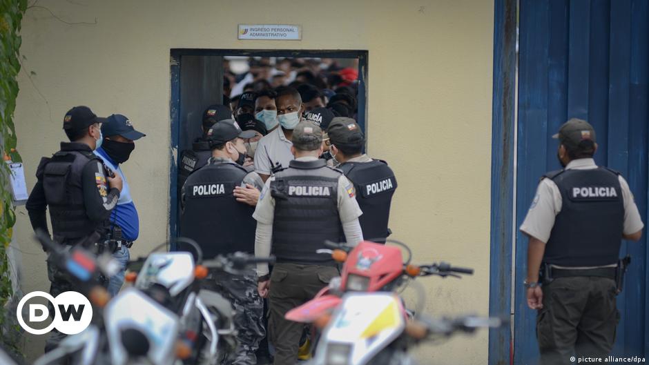ecuador-violence-kills-dozens-of-inmates-at-three-prisons