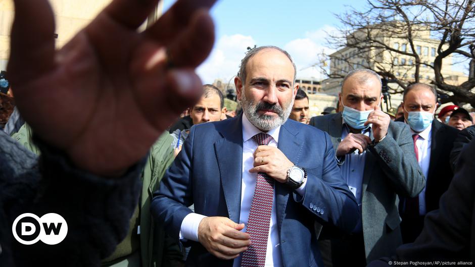 Armenia S President PM Split Amid Army Row DW 02 27 2021   56695473 6 