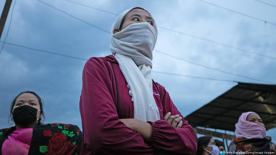 Nepal′s bid to deter women′s job migration draws fury | Asia| An in-depth look at news from across the continent | DW - Vimarsana News