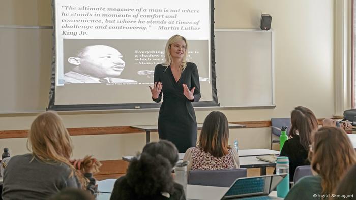 Amra Šabić-El-Rayess sa studentima na Columbia University