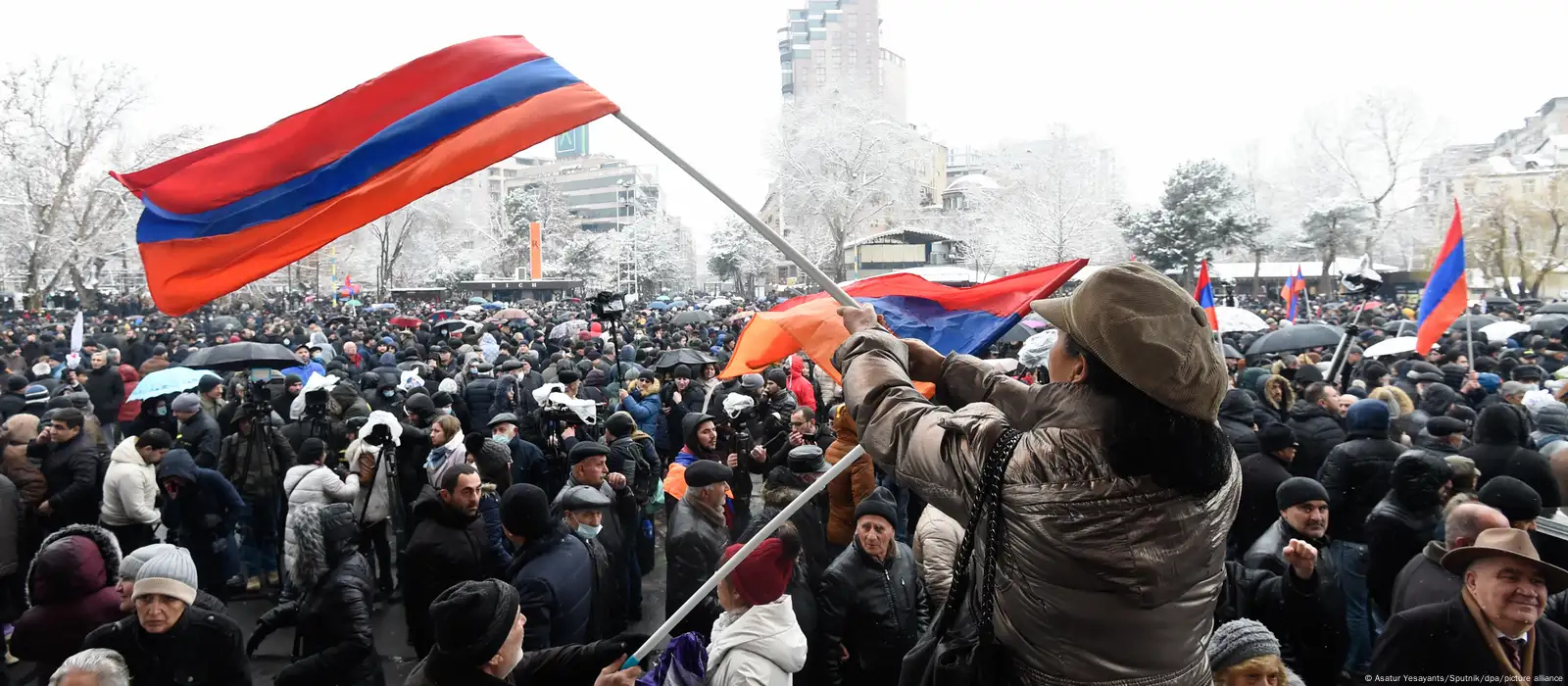 Armenia protests: Russia appears to back old regime as uncertainty grows  over future government, The Independent