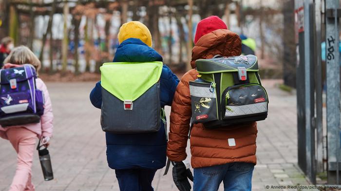 Deutschland Coronavirus l Grundschulen in Berlin öffnen wieder Deutschland Coronavirus l Grundschulen in Berlin öffnen wieder