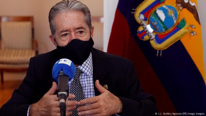 Juan Carlos Zevallos, exministro de Salud de Ecuador