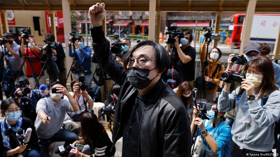 Atacan comisaría en nueva protesta por rapero en España  Europa 