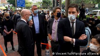 Hongkong Anklage gegen pro-demokratische Aktivisten wegen Verschwörung | EU-Vertreter