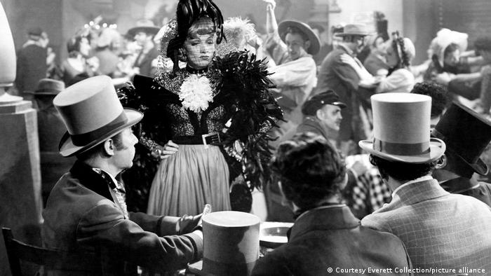 René Hubert - Marlene Dietrich dans la flamme de la Nouvelle-Orléans 1941