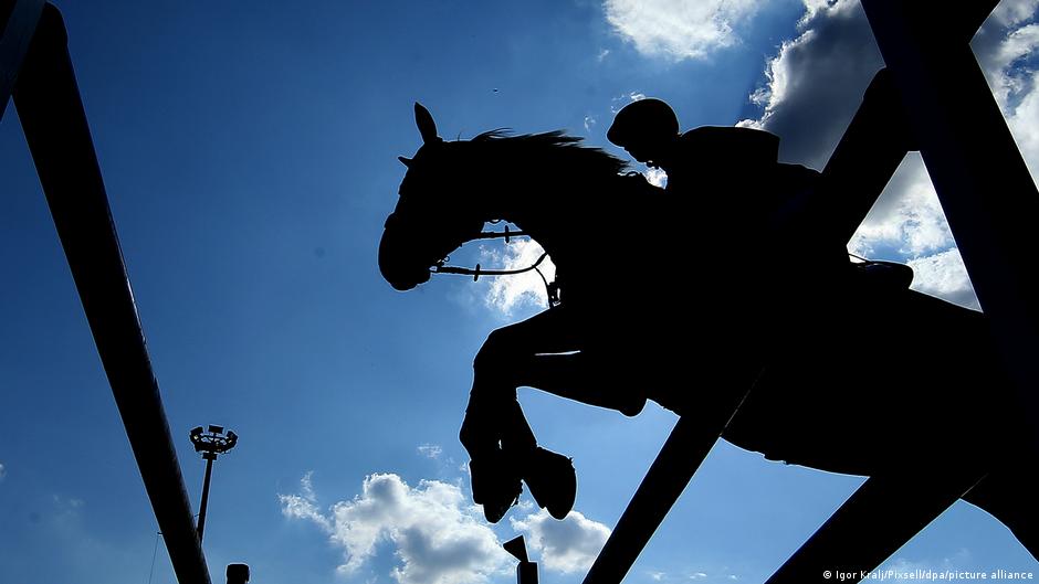Deadly Herpes Virus Outbreak In Equestrian Sports Sports German Football And Major International Sports News Dw 04 03 2021