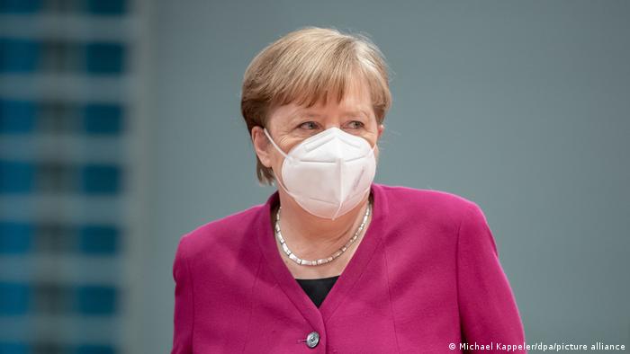 Deutschland Coronavirus l Kabinettssitzung - Merkel und Braun