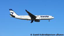 27.02.2021, Airbus A330 der Iran Air bei der Landung am Frankfurter Flughafen Fraport. Sie trägt die Kennung EP-IJA