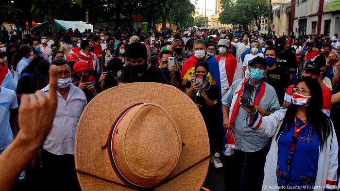 Foto de manifestantes en Paraguay