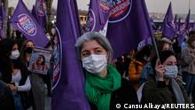 Demonstrators wearing face masks to prevent the spread of the coronavirus disease (COVID-19), take part in a protest against femicide and violence against women, in Istanbul, Turkey March 5, 2021. REUTERS/Cansu Alkaya