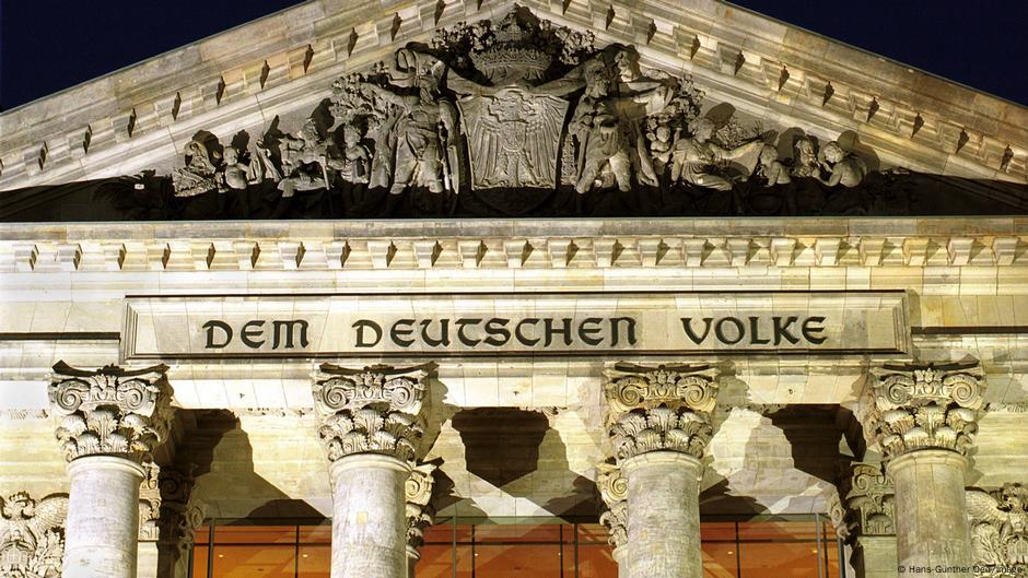 Der Bundestag: Ein Parlament der Akademiker?