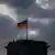Флаг Германии над Рейхстагом