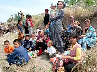 逃难中的乌兹别克难民