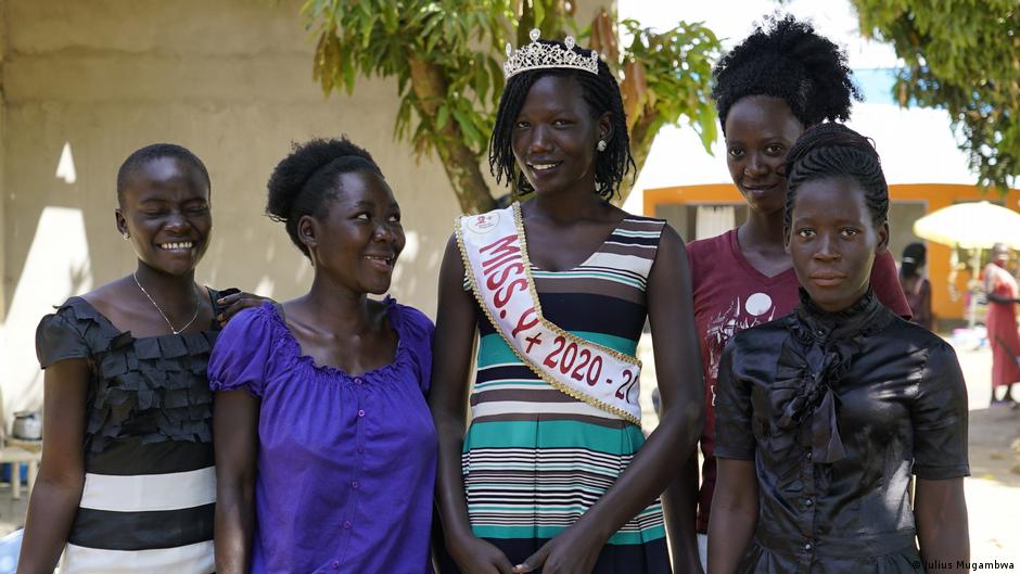 Meet Uganda’s Ms HIV+ – DW – 08/17/2021