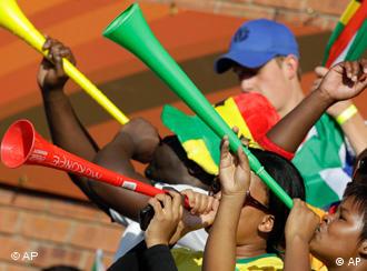 Vuvuzelas: Eine Tröte spaltet die Welt - DER SPIEGEL