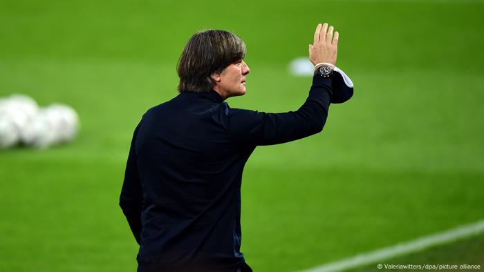 Rucktritt Beim Dfb Bundestrainer Joachim Low Hort Nach Der Em Auf Sport Dw 09 03 2021