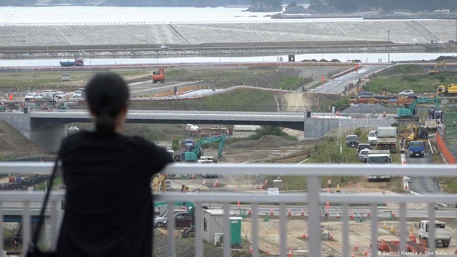 Artists reflect on the Fukushima disaster, 10 years later | All media content | DW - Vimarsana News