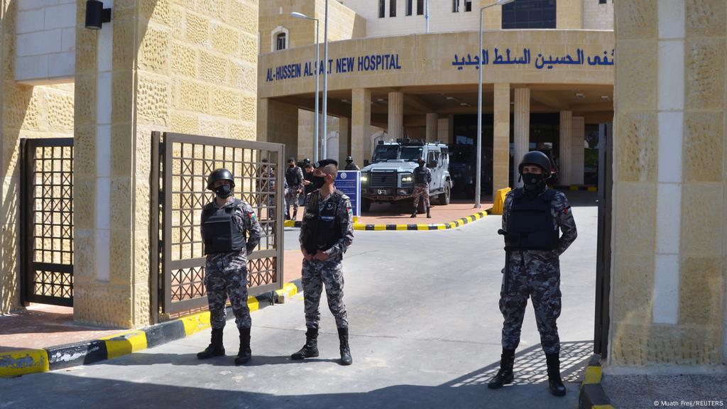 وفاة مرضى بكورونا جراء انقطاع الأكسجين في مشفى أردني أخبار Dw عربية أخبار عاجلة ووجهات نظر من جميع أنحاء العالم Dw 13 03 2021
