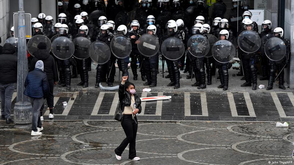 Belgium: Unrest rocks city of Liege after police racism claims | News | DW - Vimarsana News