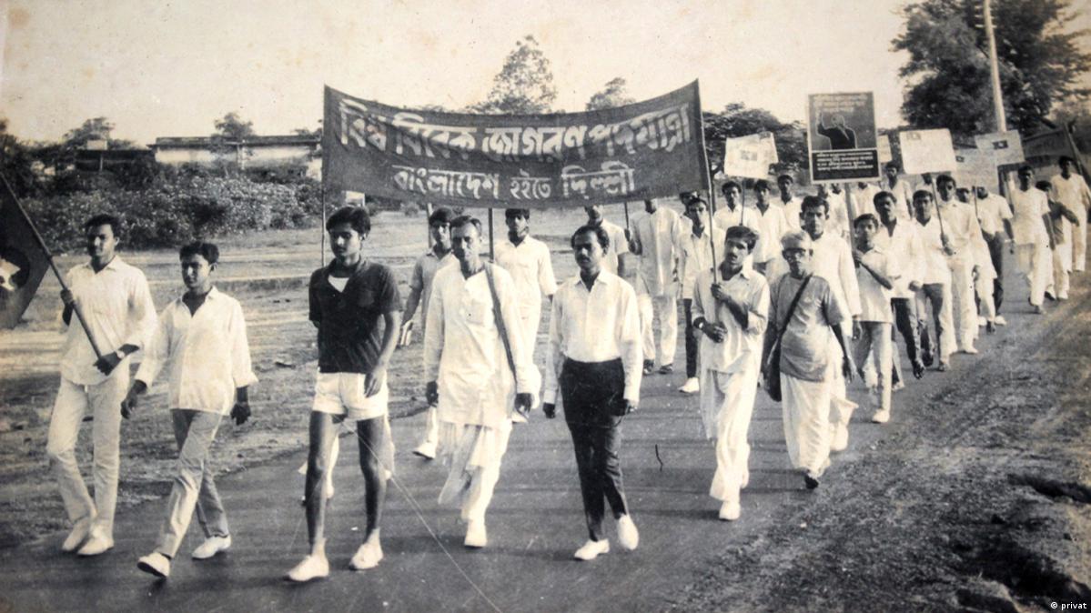 Saggy kokrak bilan xolalar porno