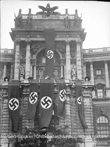 Балкон в марте 1938 года