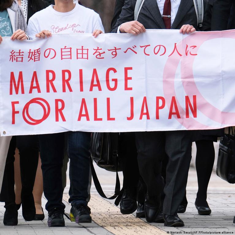 Japan Goldman S Sex Xveiods - Japan's same-sex marriage ban is constitutional â€“ DW â€“ 06/20/2022