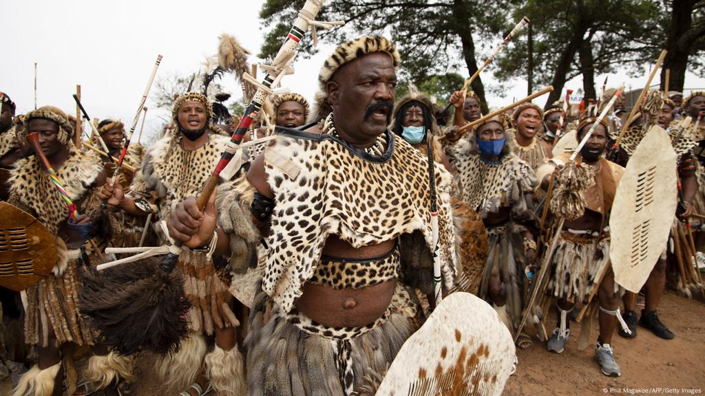 South Africa Mourns Late Zulu King Goodwill Zwelithini News Dw 18 03 21