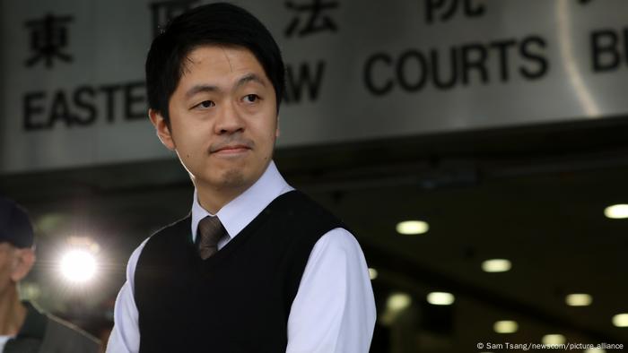 香港民主活动人士周庭刑满出狱