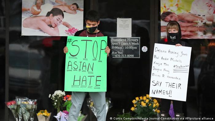 USA Georgia Trauer Protest nach Anschlägen auf Asiaten