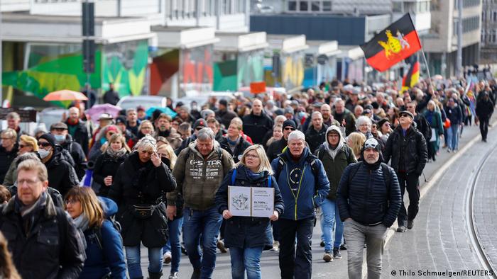 Deutschland | Demonstration gegen Corona-Maßnahmen in Kassel