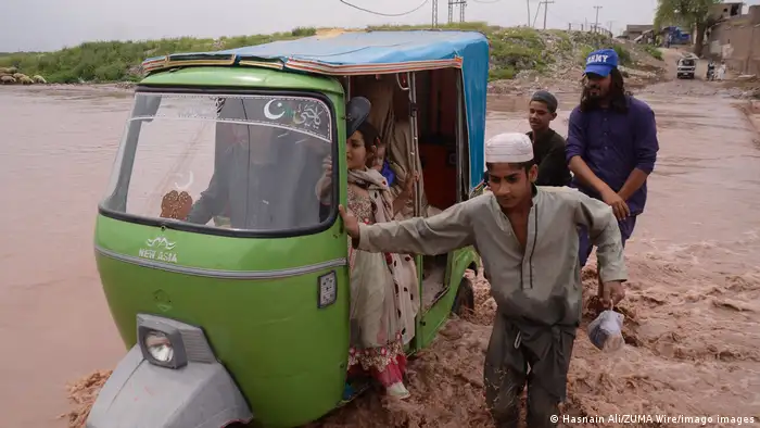 Pakistan Überschwemmung in Peshawar