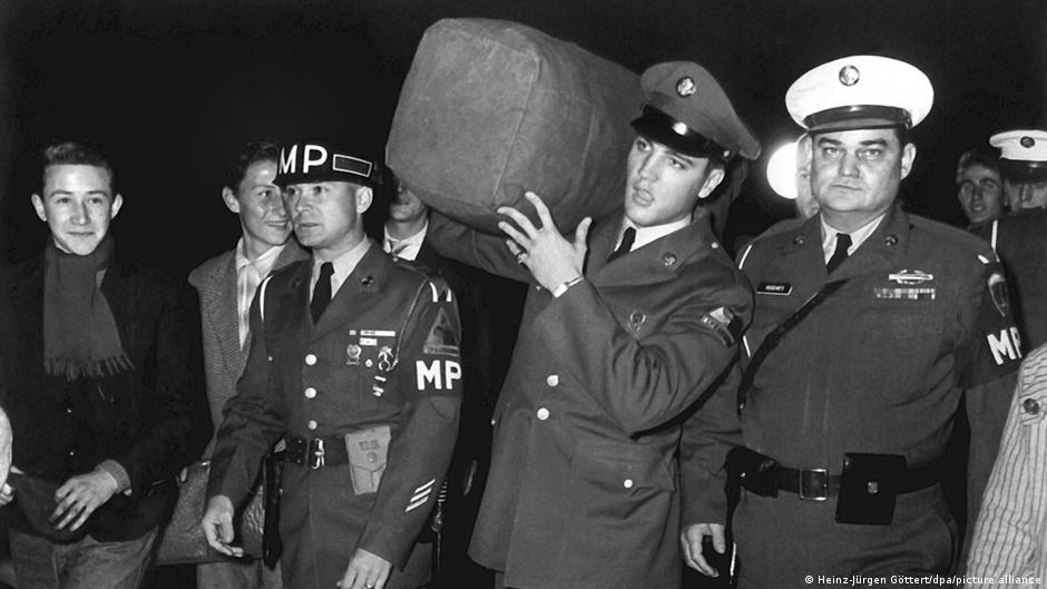 Najpopularniji vojnik u Nemačkoj: Elvis Prisli je deo vojnog roka proveo u Fridbergu