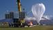 El globo de súper presión de la NASA en el aeródromo de Wanaka, Nueva Zelanda. El proyecto respaldado por la Universidad de Harvard será probablemente similar a este globo. El globo de súper presión de la NASA en el aeródromo de Wanaka, Nueva Zelanda. El proyecto respaldado por la Universidad de Harvard será probablemente similar a este globo.