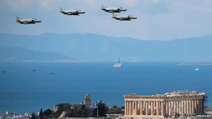 Griechenland 200 Jahre Unabhängigkeit | Kampfjets über Athen