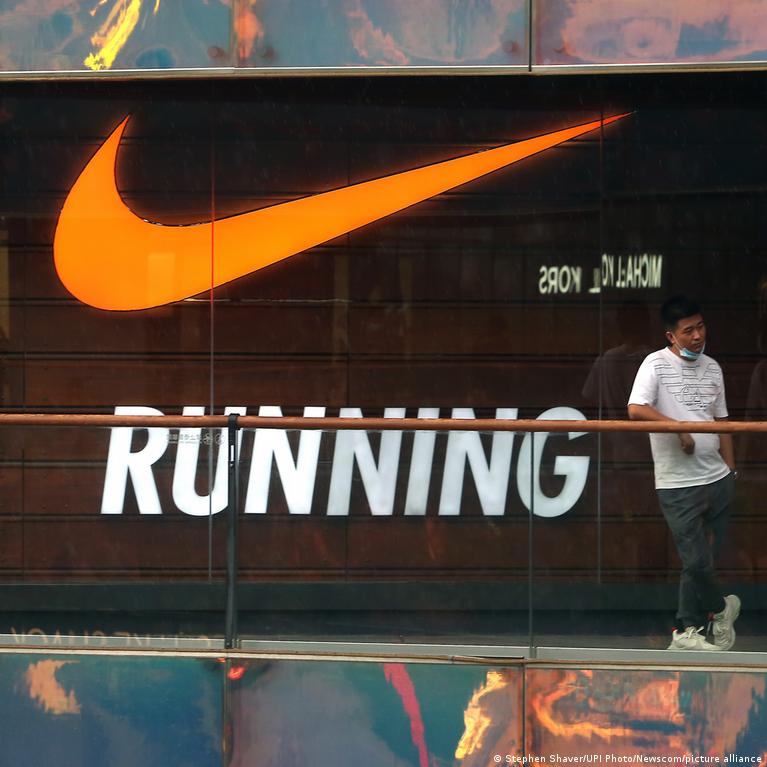 Nike demanda a Lil Nas X por zapatillas – DW –