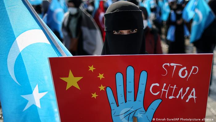 Weltspiegel | 26.03.2021 | Uighuren | Tableau