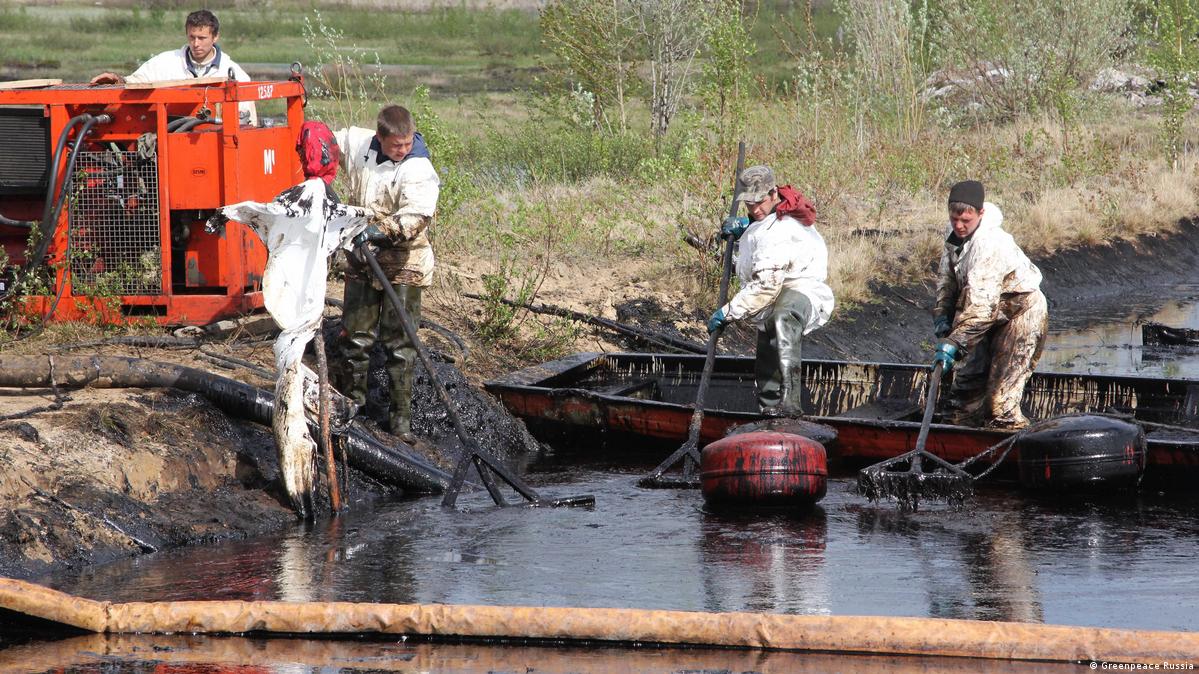 Russia A Country Of Oil Spills Dw 03292021