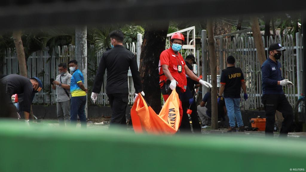 Adakah Korelasi Antara Terorisme Dan Agama Kolom Bersama Berdialog Untuk Mencapai Pemahaman Dw 10 04 2021