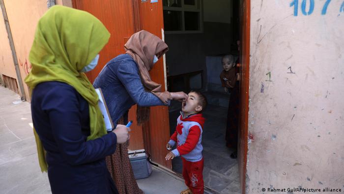 Afghanistan Polio Mitarbeiterinnen im Gesundheitswesen Health workers 